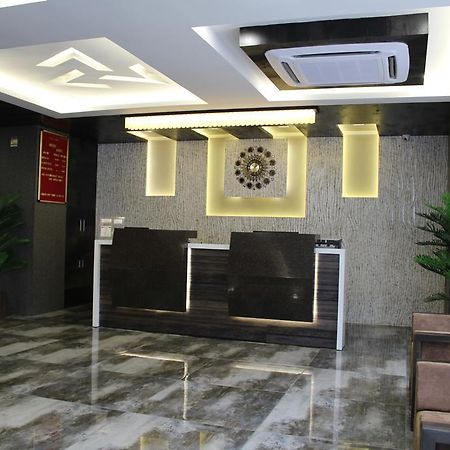 Treebo Unity Hotel Ahmedabad Exterior photo